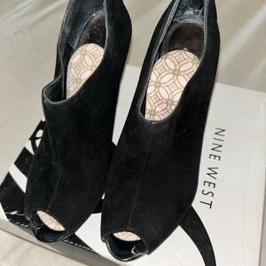 Nine West Black Suede Peep-Toe Heeled Boots